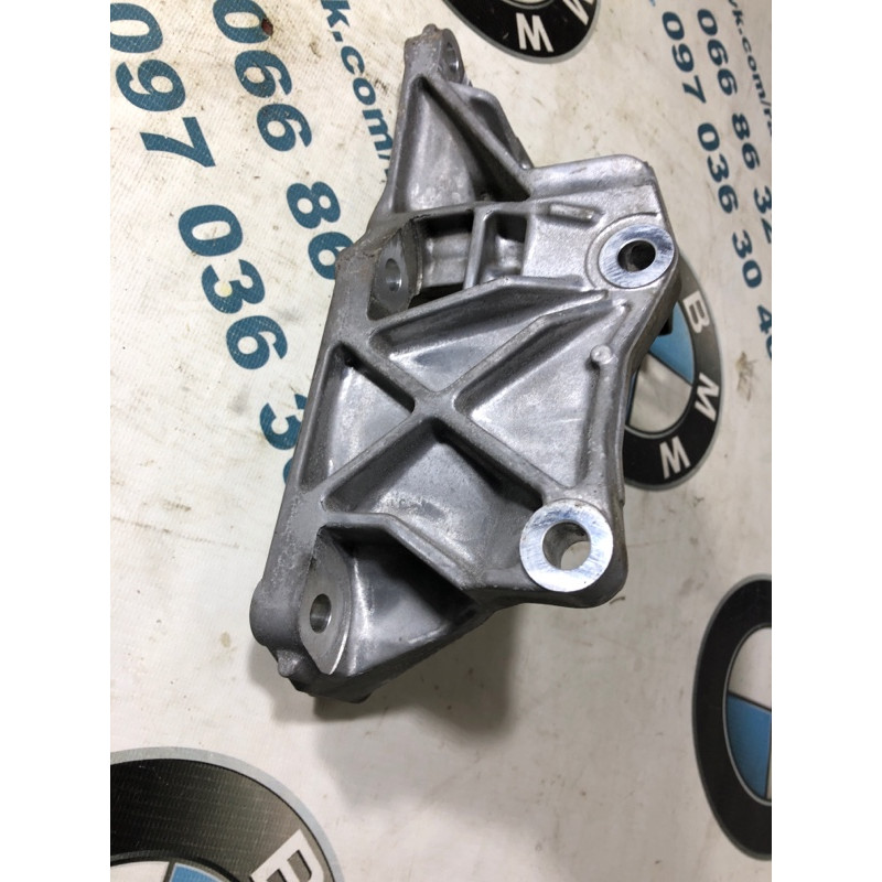 Кронштейн генератора (кронштейны двигателя) Subaru Forester SJ 2016 2.5 11709AA120