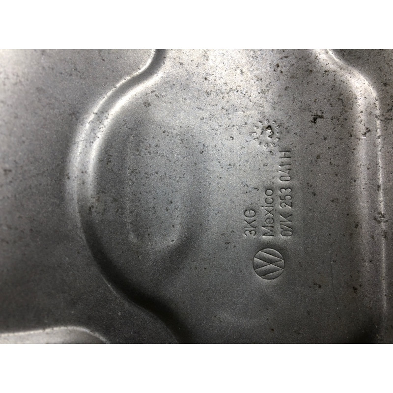 Защита коллектора (выпускная система) Volkswagen Passat B7 2013 2.5 07k253041h