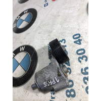 Натяжитель приводного ремня