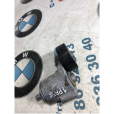 Натяжитель приводного ремня