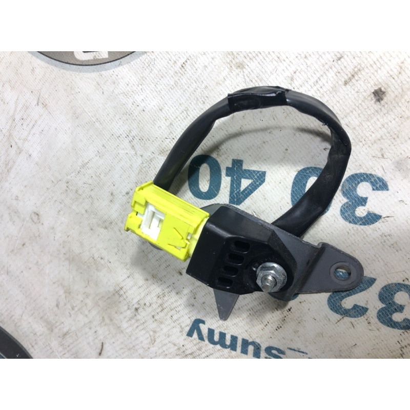 Датчик удара (электрика / датчики) Subaru Forester SJ 2016 2.5 98235sg010