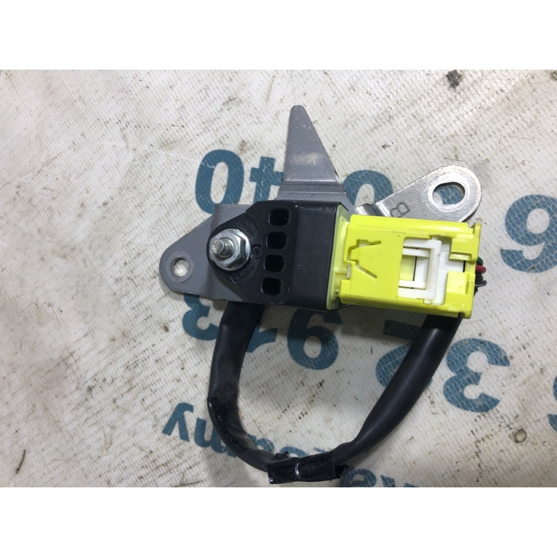 Датчик удара (электрика / датчики) Subaru Forester SJ 2016 2.5 98235sg010