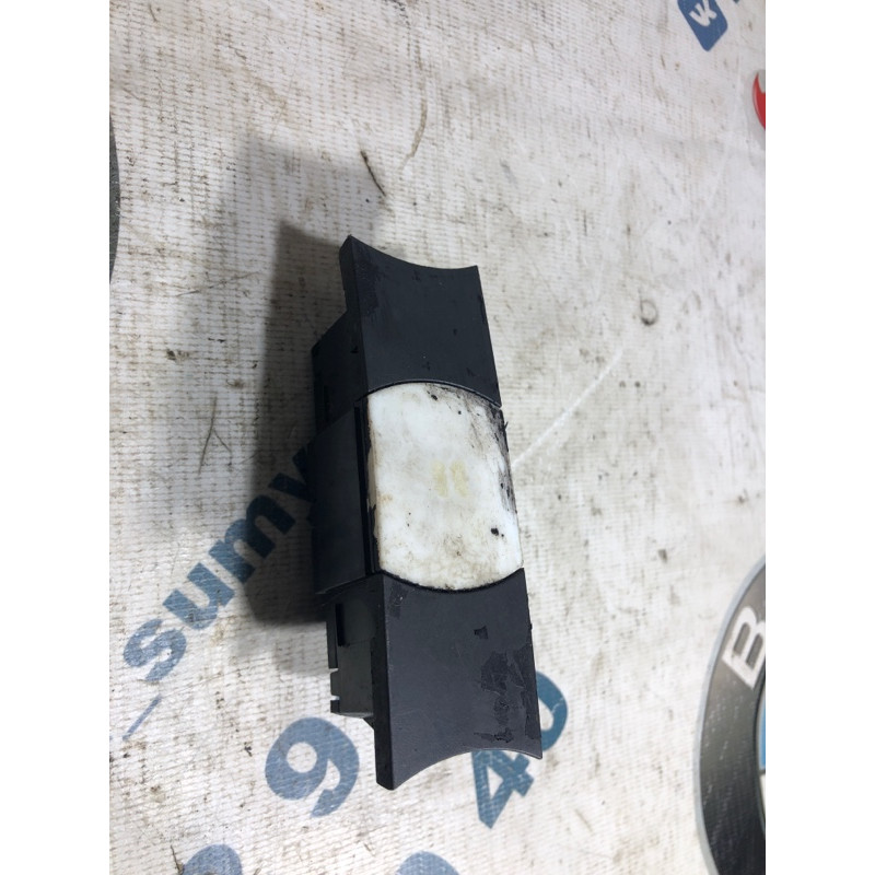 Кнопка ESP (электрика / кнопки) Volkswagen Touareg 7L 2004 3.2 7l6927225c