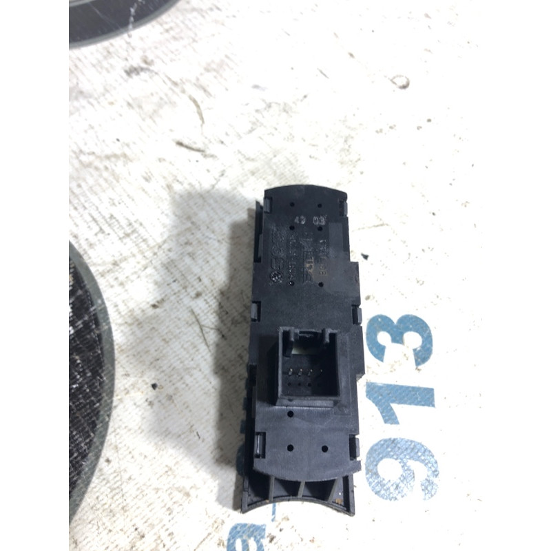 Кнопка ESP (электрика / кнопки) Volkswagen Touareg 7L 2004 3.2 7l6927225c