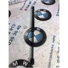 Амортизатор капота