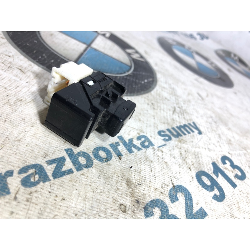 Кнопка блокировки центрального замка (электрика / кнопки) Subaru Forester SJ 2016 2.5 83078AJ000