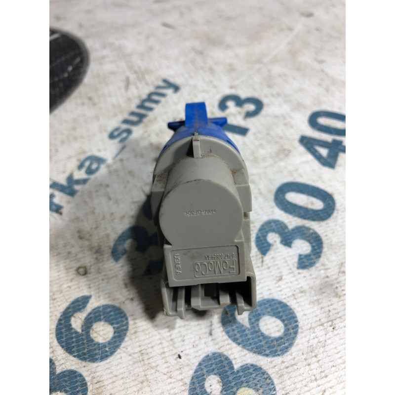 Концевик педали тормоза (электрика / датчики) FORD Focus MK3 2014 2.0 bt4t9g854aa