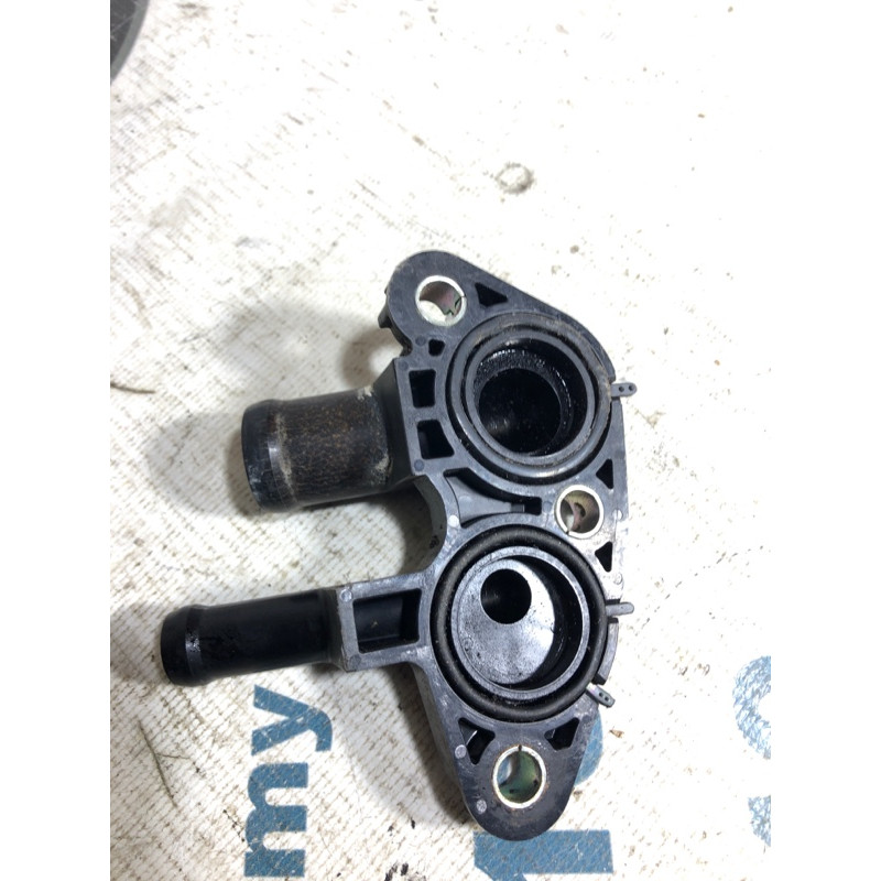 Фланец (система охлаждения) Subaru Forester SJ 2016 2.5 11821AA660