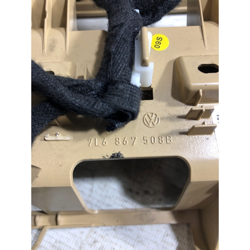 Кронштейн плафона салона (салон) Volkswagen Touareg 7L 2004 3.2 7L6867508E7G8