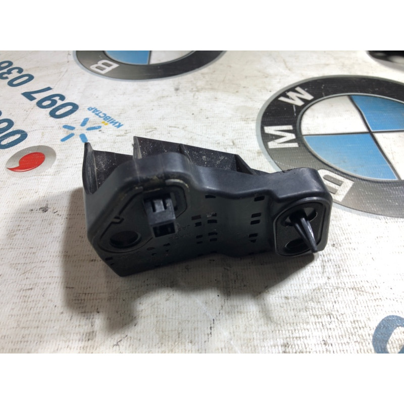 Крепление бампера (кузов и элементы) Subaru Forester SJ 2016 2.5 57707sg060