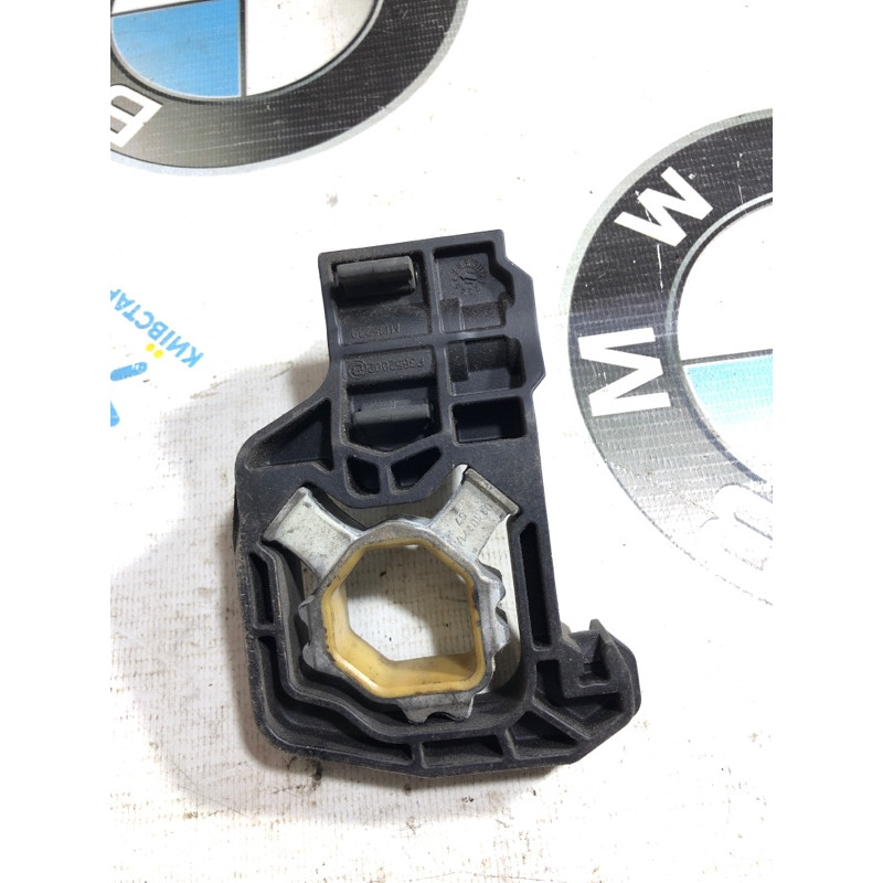 Крепление радиатора (кузов и элементы) BMW 5-series F10 2013 N63B44 17117575248