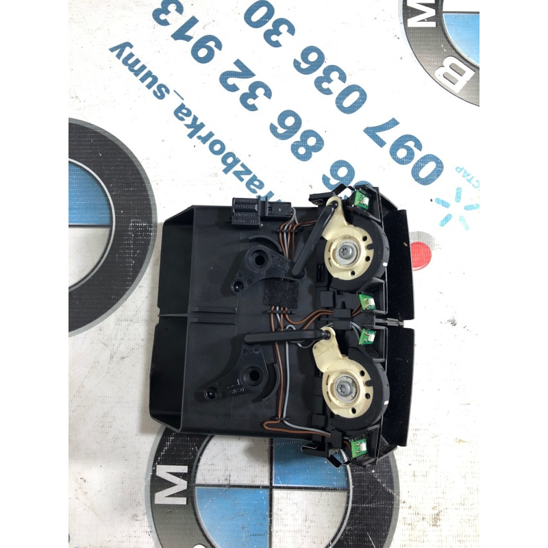 Дефлектор воздуховода (салон) Volkswagen Touareg 7L 2004 3.2 7l6819203c