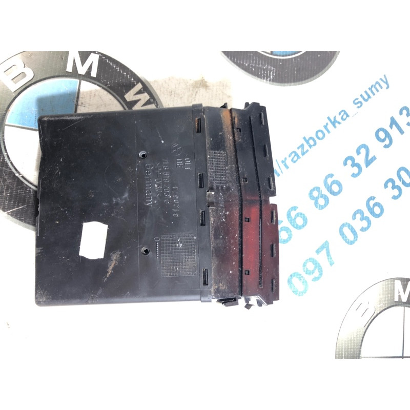 Дефлектор воздуховода (салон) Volkswagen Touareg 7L 2004 3.2 7l6819203c