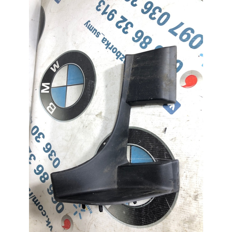 Накладка крышки багажника (кузов и элементы) Volkswagen Touareg 7L 2004 3.2 7l6867438d