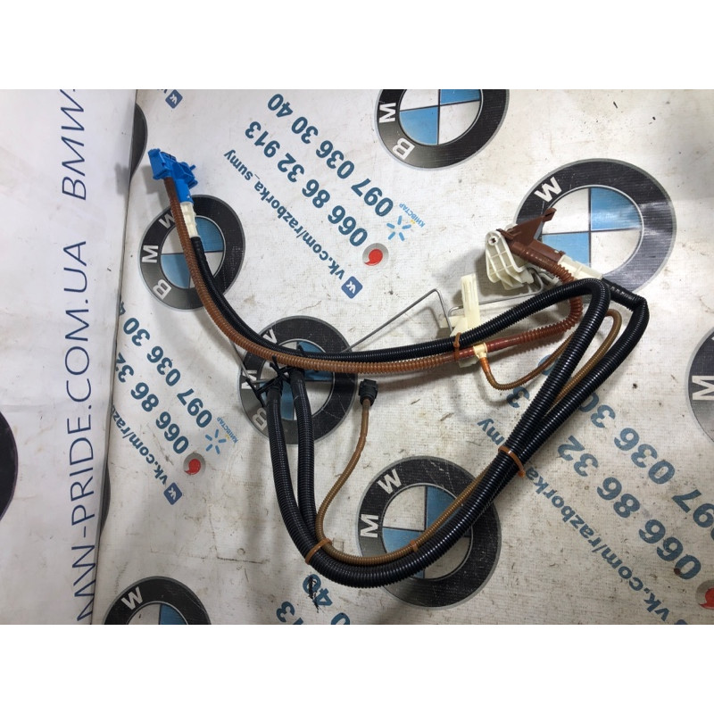 Топливный насос (топливная система) Volkswagen Touareg 7L 2004 3.2 7l6919715d