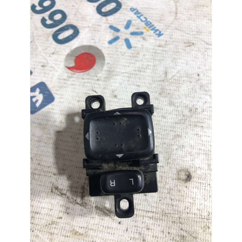 Кнопка регулировки зеркала (электрика / кнопки) Mazda 6 GG 2004 2.0 RF5 183608