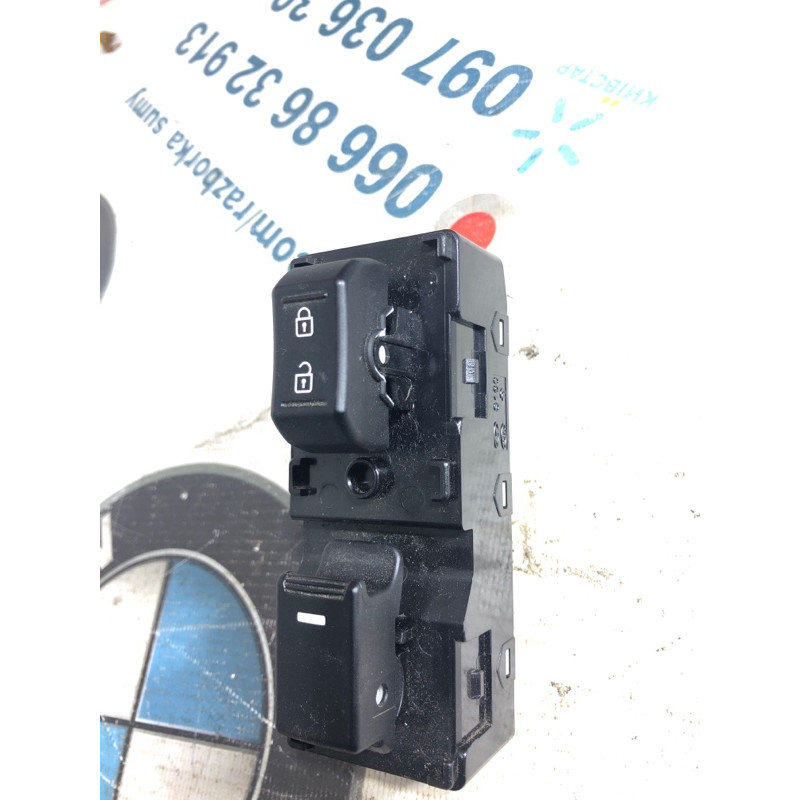 Блок кнопок стеклоподъемников (электрика / кнопки) KIA Sorento UM 2013 2.4 935781U200