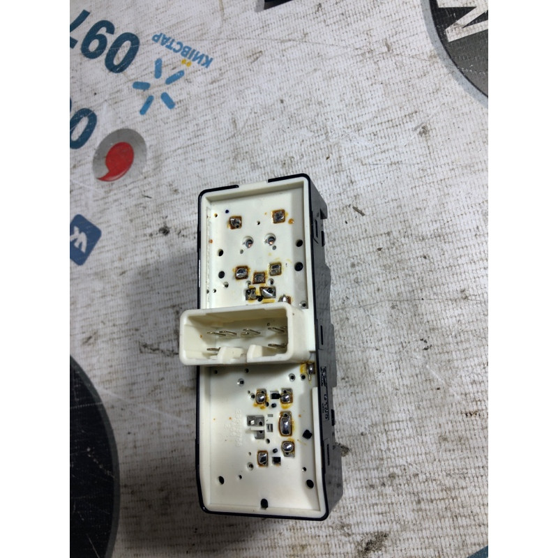 Блок кнопок стеклоподъемников (электрика / кнопки) KIA Sorento UM 2013 2.4 935781U200