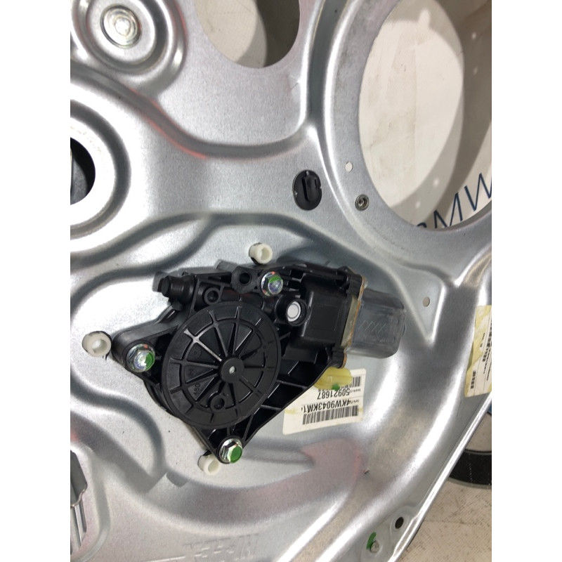 Механізм склопідйомника з мотором (кузов і елементи) KIA Sorento UM 2013 2.4 834022P000