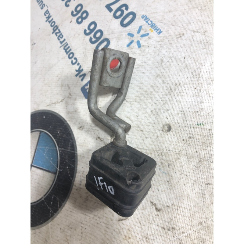 Подушка глушителя (выпускная система) BMW 5-series F10 2013 N63B44 18207589950