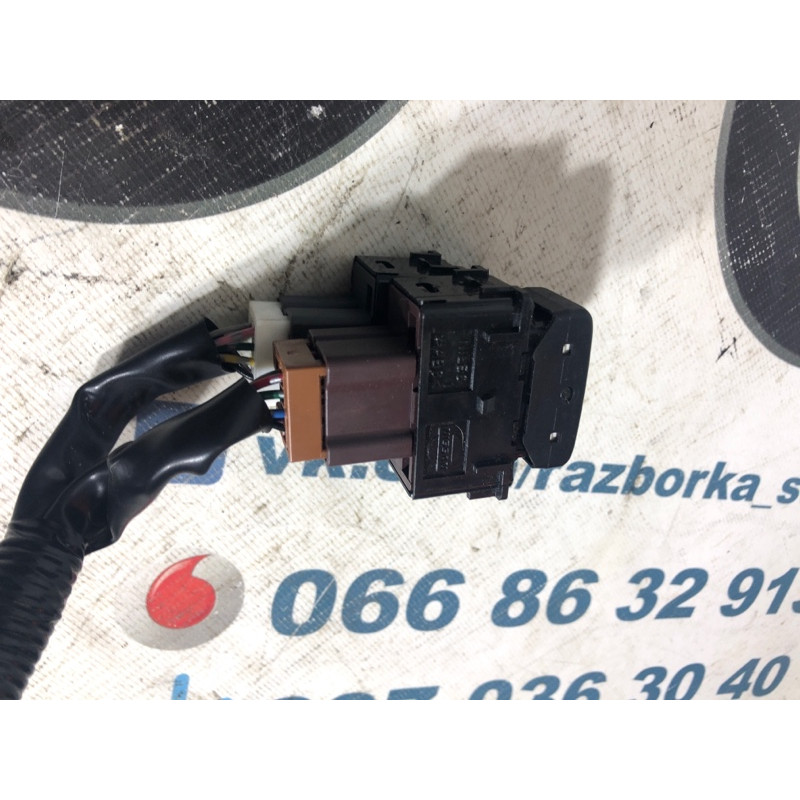Кнопка подогрева сиденья (электрика / кнопки) Nissan Juke F15 2011 1.6 255001EA0A