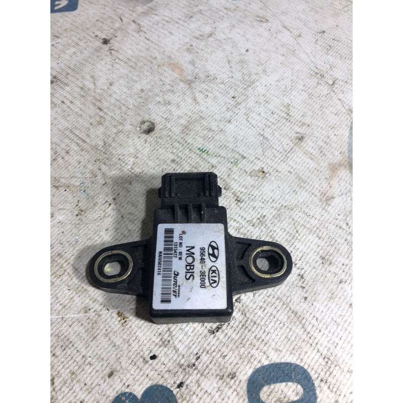 Датчик (электрика / датчики) KIA Sorento UM 2013 2.4 956403e000