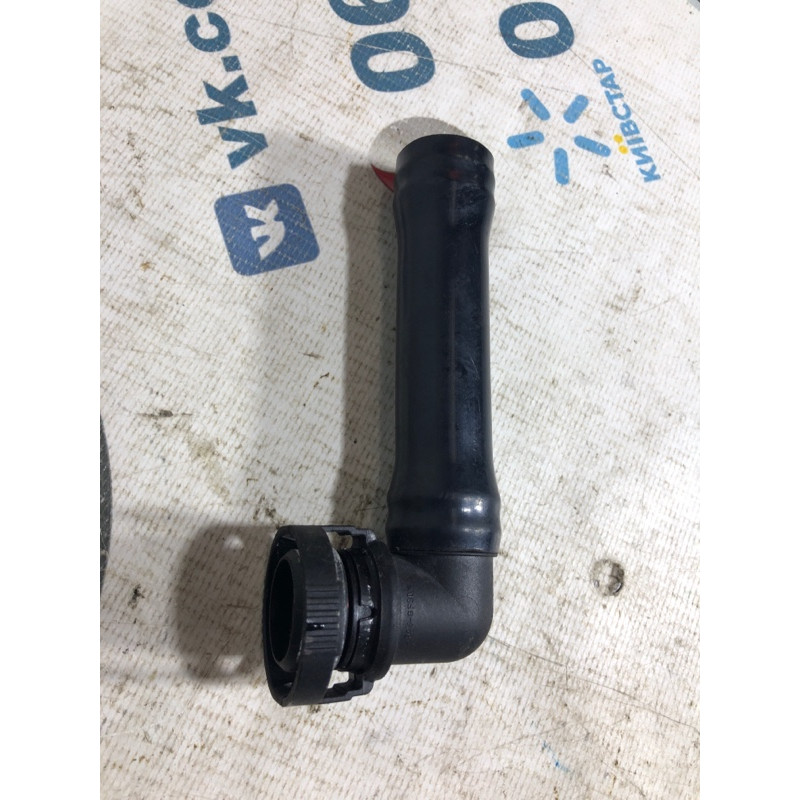 Патрубок (система охлаждения) Volkswagen Passat B7 2013 2.5 07k131125d