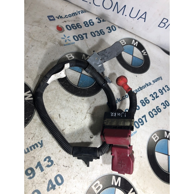 Клемма (электрика) Nissan Juke F15 2011 1.6 241101KL0A