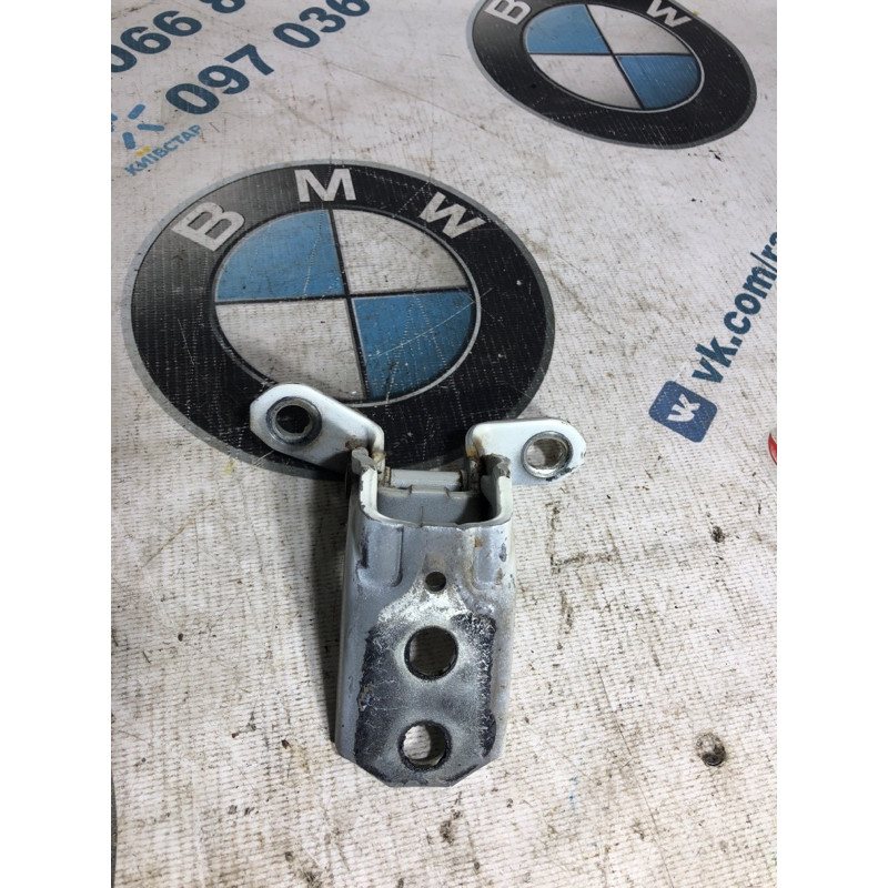 Петля двери (кузов и элементы) Nissan Juke F15 2011 1.6 824201KA0A