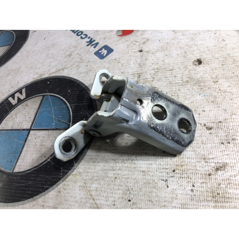 Петля двери (кузов и элементы) Nissan Juke F15 2011 1.6 824201KA0A