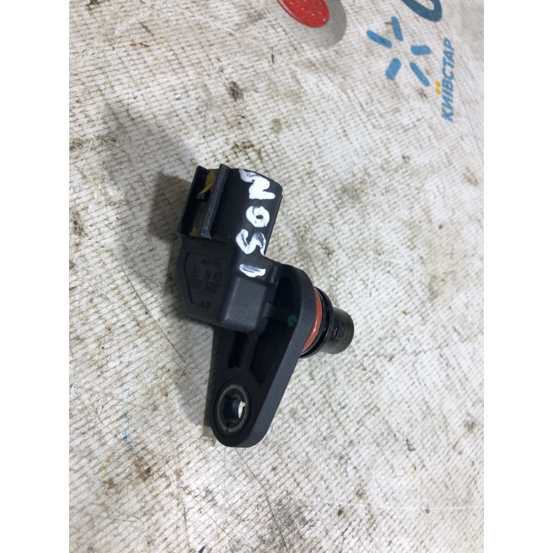 Датчик положения распредвала (электрика двигателя) Hyundai Sonata LF 2015 2.4 393502g000