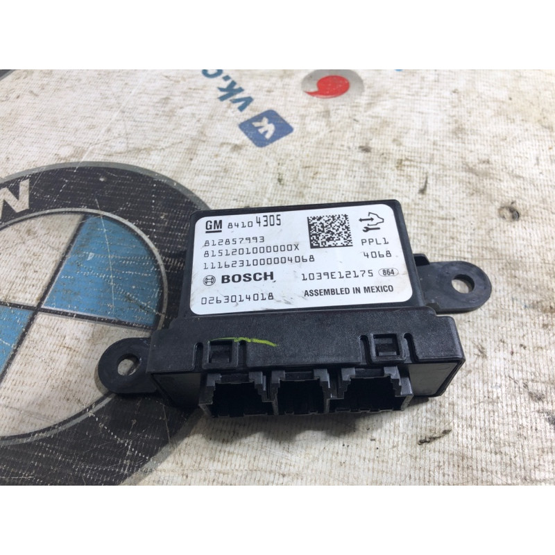 Блок управления парктрониками (электрика / блок управления) Chevrolet Malibu 9 84104305