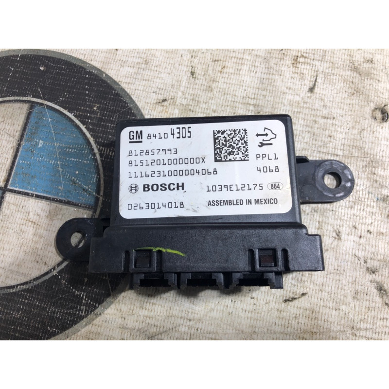 Блок управления парктрониками (электрика / блок управления) Chevrolet Malibu 9 84104305