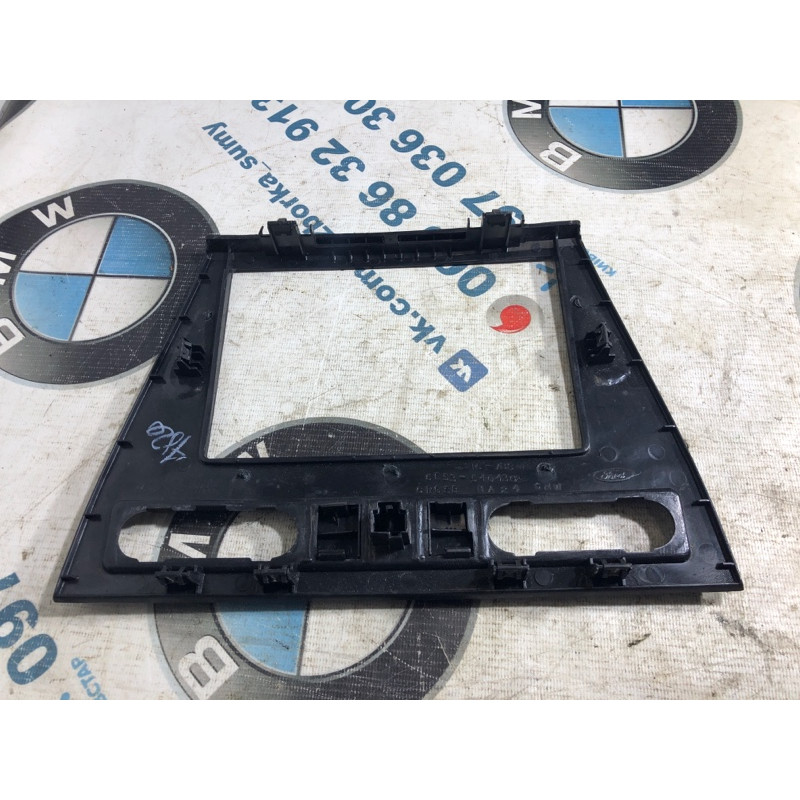 Рамка магнітоли (салон) Ford Fusion MK5 2008 6e535404302cnw