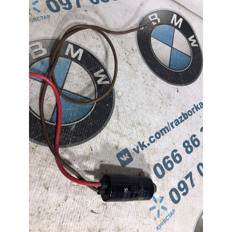 Реостат (отопление и кондиционирование) Mercedes-Benz E-class W124 0011568801