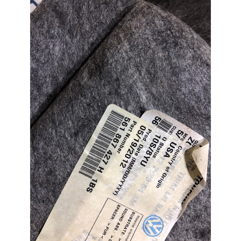 Обшивка багажника (салон) Volkswagen Passat B7 2013 2.5 561867427h