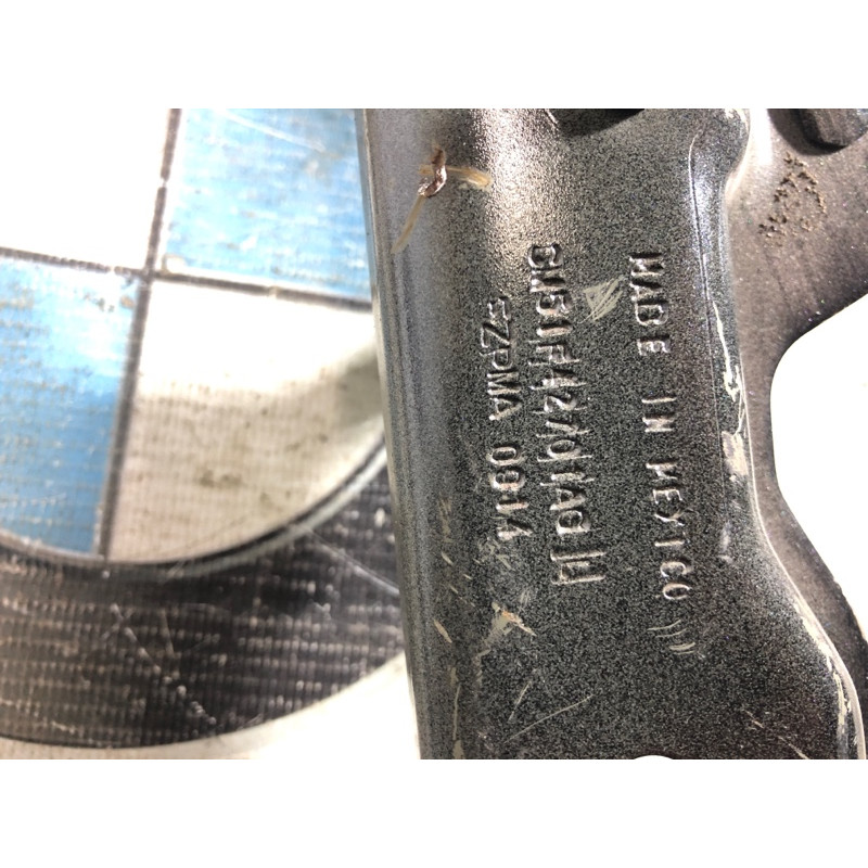 Петля багажника (кузов и элементы) FORD Focus MK3 2014 2.0 CM5Z5442701B