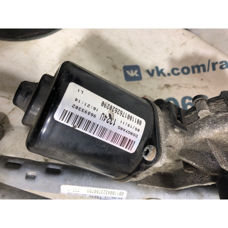 Трапеция дворников (кузов и элементы) CHEVROLET Cruze J300 2012 1.8 96893302