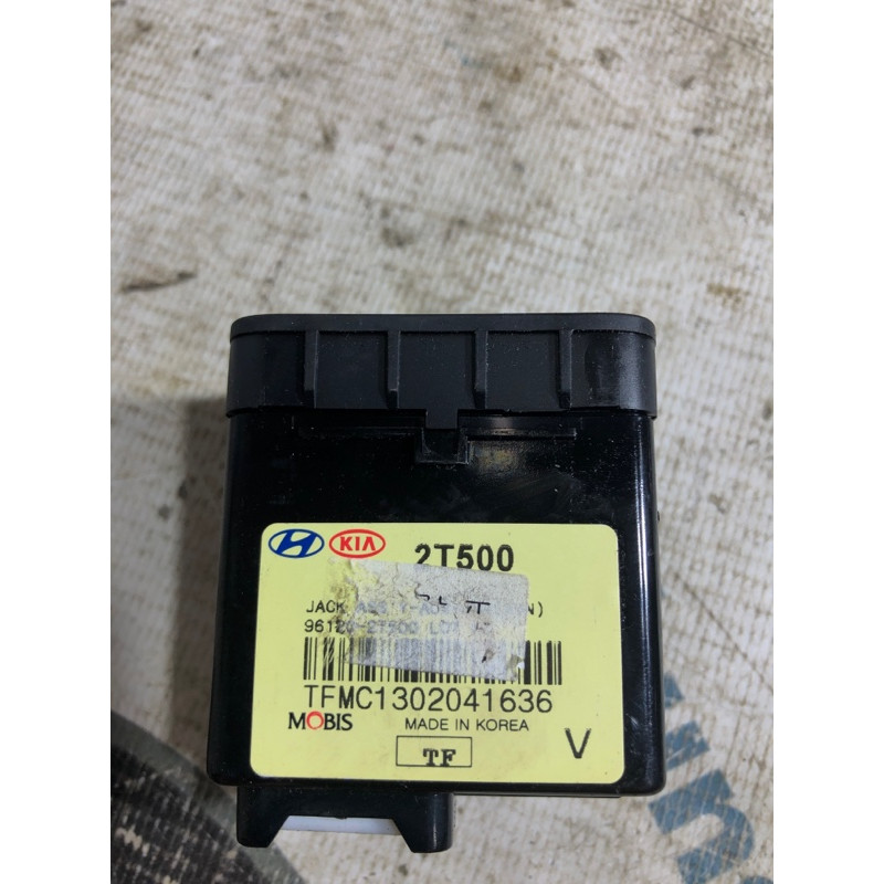 Гнездо USB/AUX (электрика) KIA Optima TF 2013 2.4 961202t500