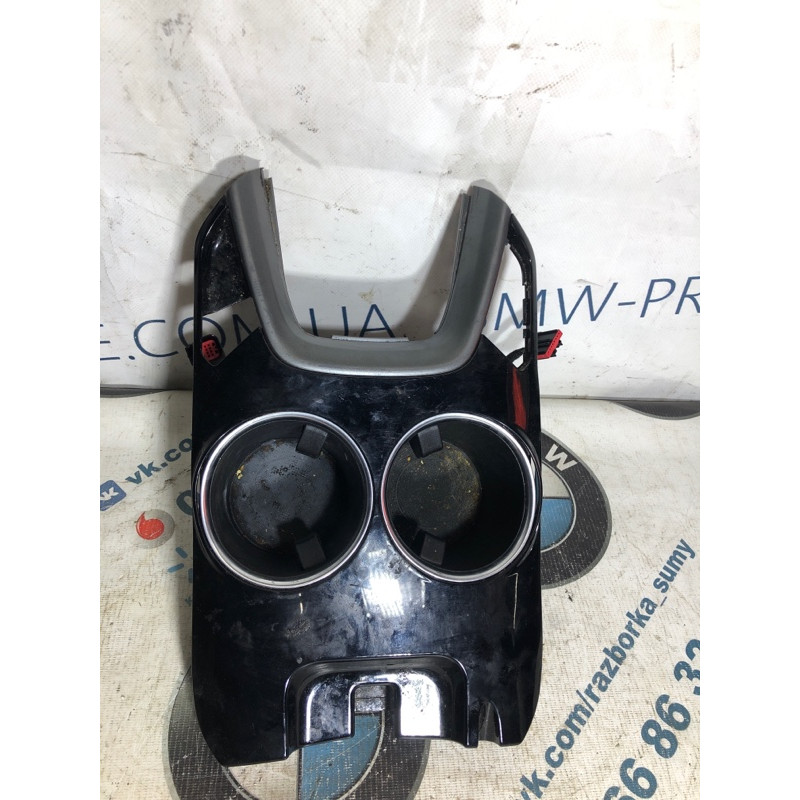 Подстаканник (салон) FORD Fusion MK5 2013 2.0 ds73f13560