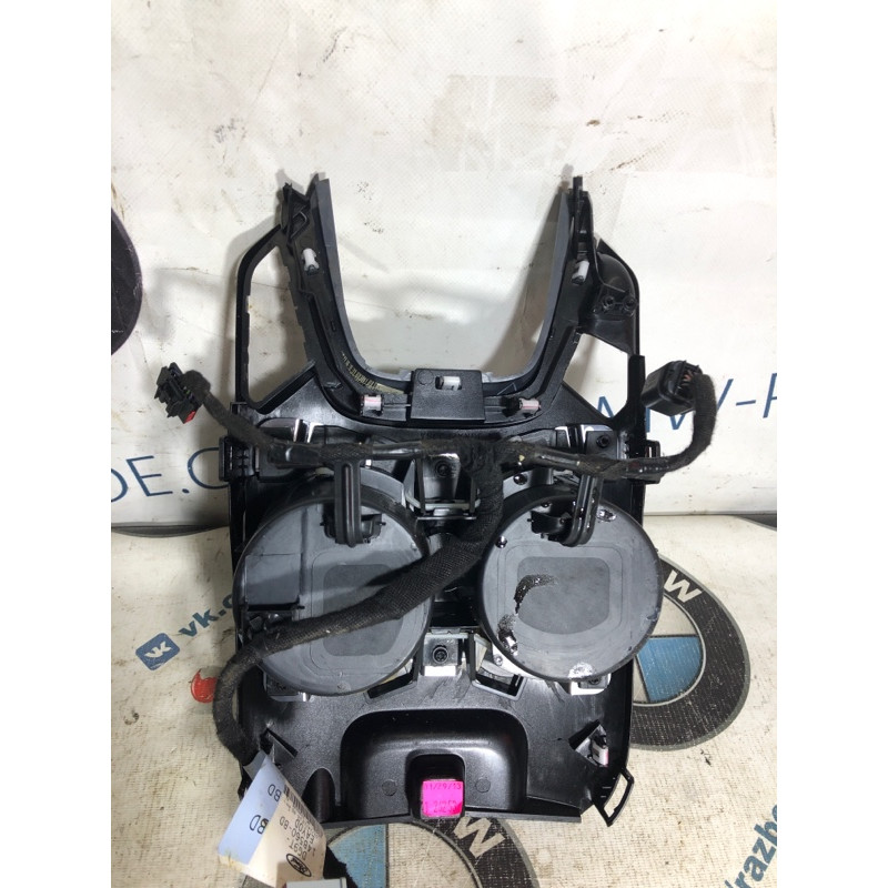 Подстаканник (салон) FORD Fusion MK5 2013 2.0 ds73f13560