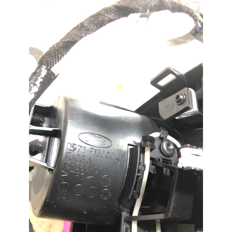 Подстаканник (салон) FORD Fusion MK5 2013 2.0 ds73f13560