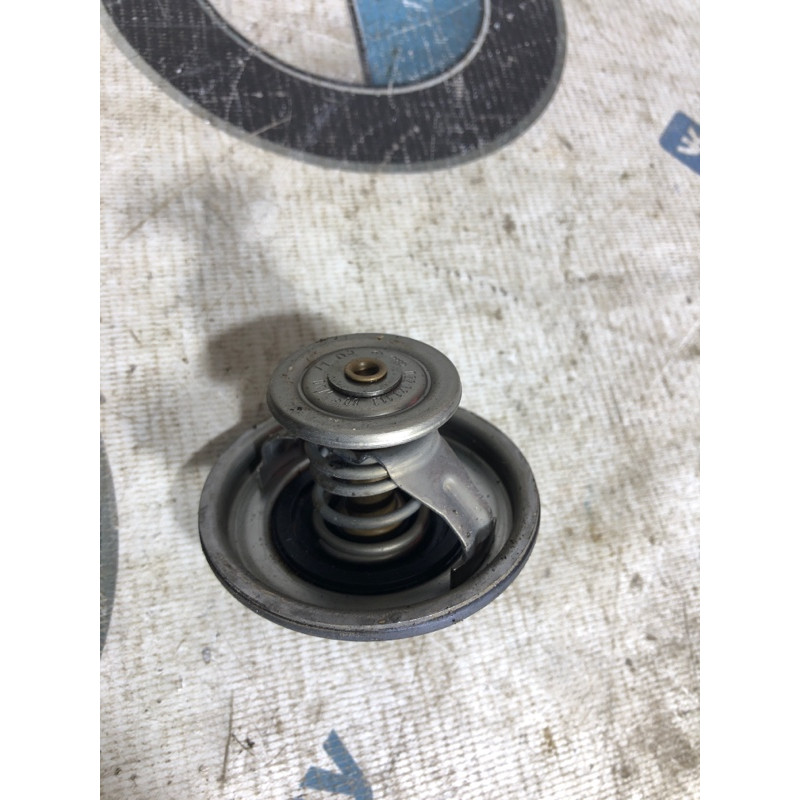 Термостат (система охлаждения) Volkswagen Touareg 7L 022121113