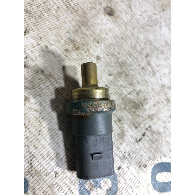 Датчик температуры (электрика / датчики) Volkswagen Jetta MK6 2011 2.0 06a919501a