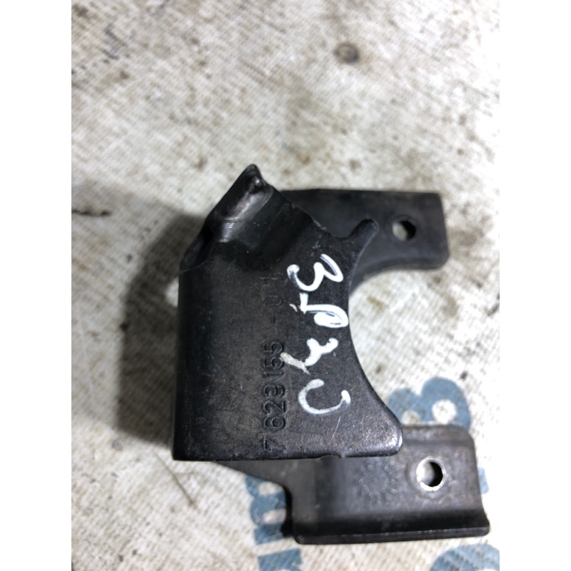 Кронштейн ТНВД (кронштейни двигуна) BMW 3-series F30 2013 N26B20 13517629155