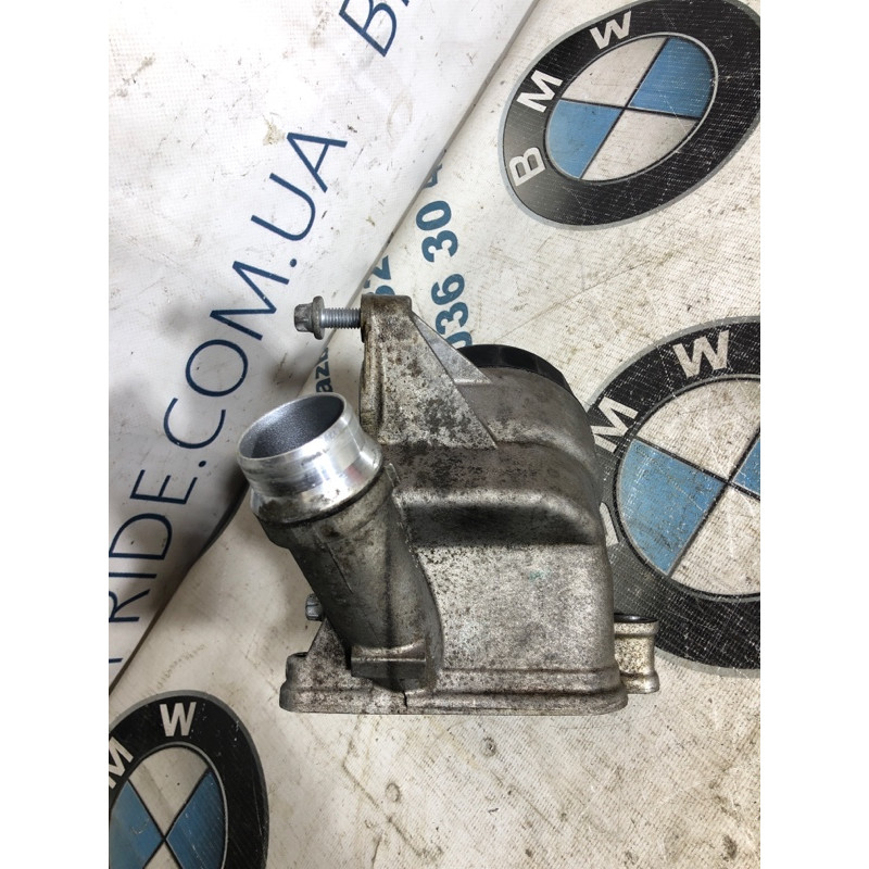 Корпус масляного фильтра (двигатель и элементы) BMW 3-series F30 2013 N26B20 11427516383