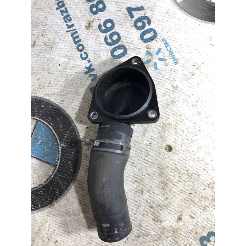 Корпус термостата (система охлаждения) Volkswagen Touareg 7L 022121121d