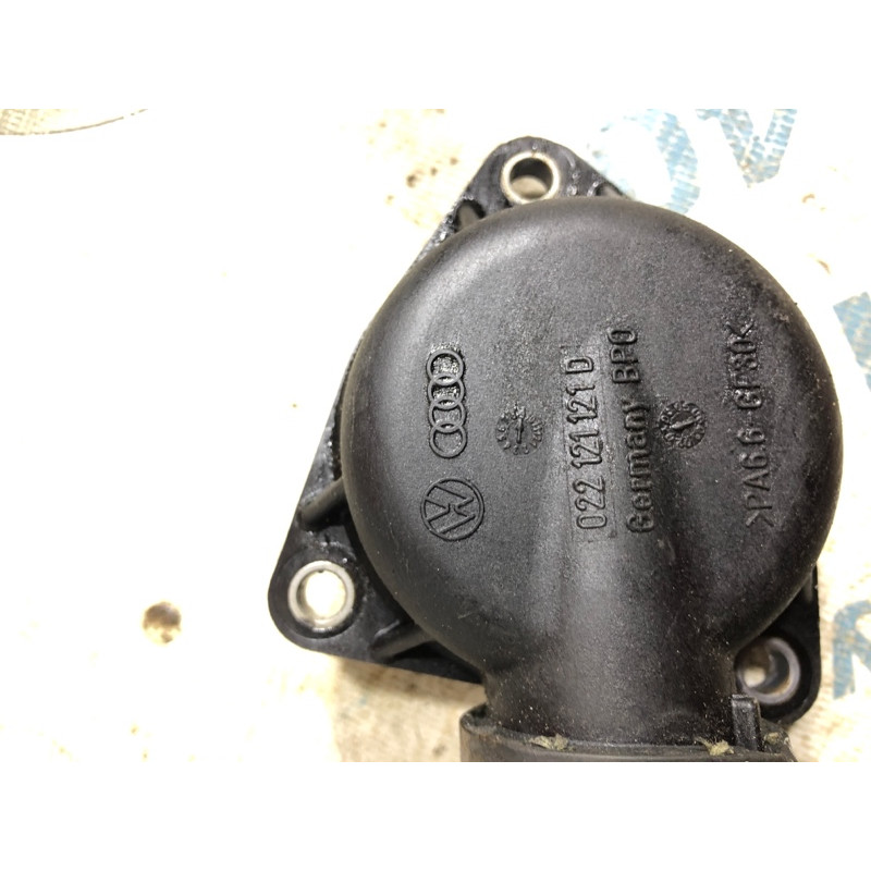 Корпус термостата (система охлаждения) Volkswagen Touareg 7L 022121121d