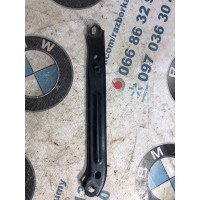 Кронштейн підрамника