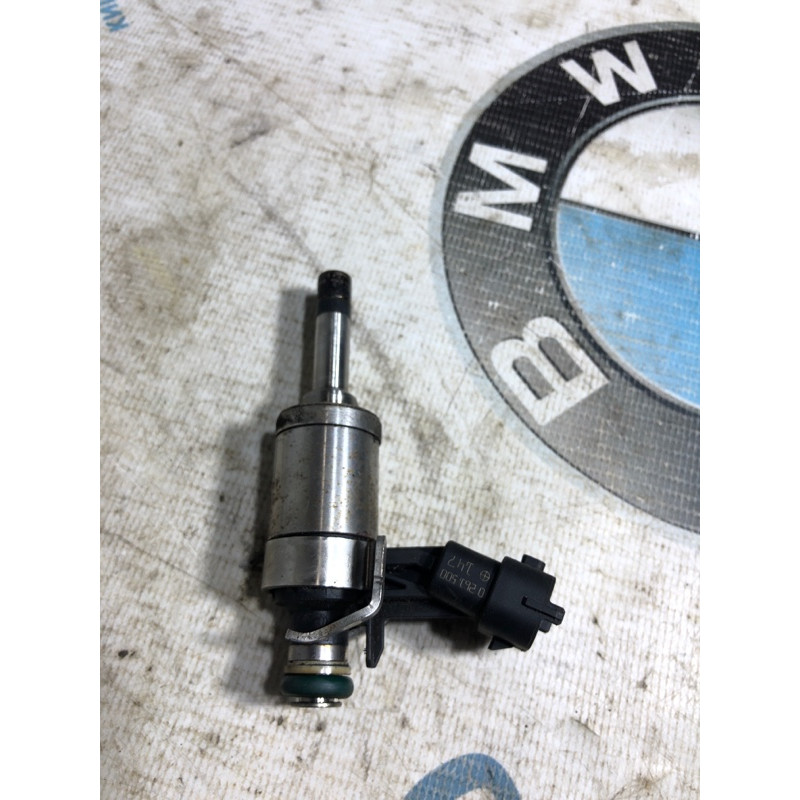 Форсунка топливная (топливная система) FORD Fusion MK5 2013 2.0 bb5e9f593ba